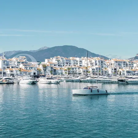 Playas Del Duque Puerto Banus Apto 2 马尔韦利亚