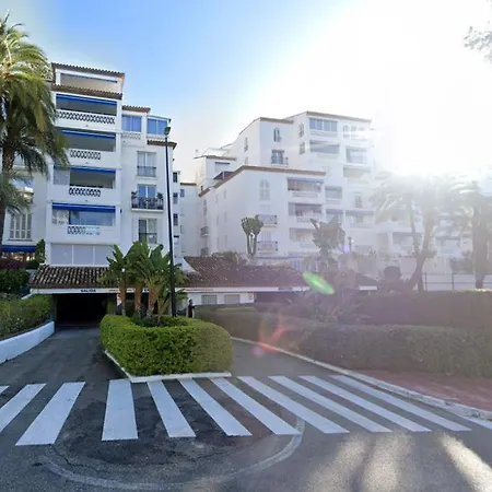Playas Del Duque Puerto Banus Apto 2 *
